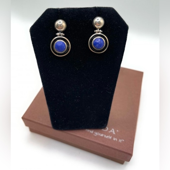 Silpada RARE VHTF Oxidized Sterling Silver Round Hinged Earrings w/Blue Stones - Picture 2 of 12